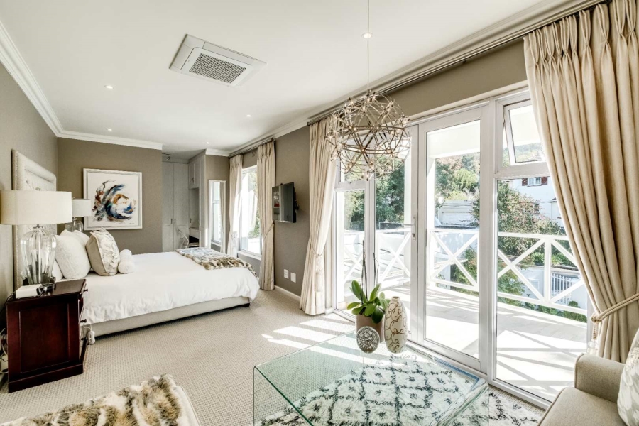 6 Bedroom Property for Sale in Newlands Western Cape